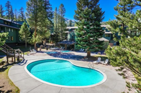 St Anton Courtyard View 2-Bedroom Condos with Pool & Jacuzzi